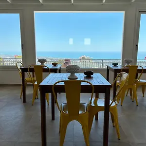 https://la-casa-di-pippo-flora.sicilyhotelsitaly.net