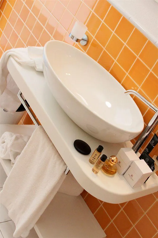 Janas Hotel Вилласимиус